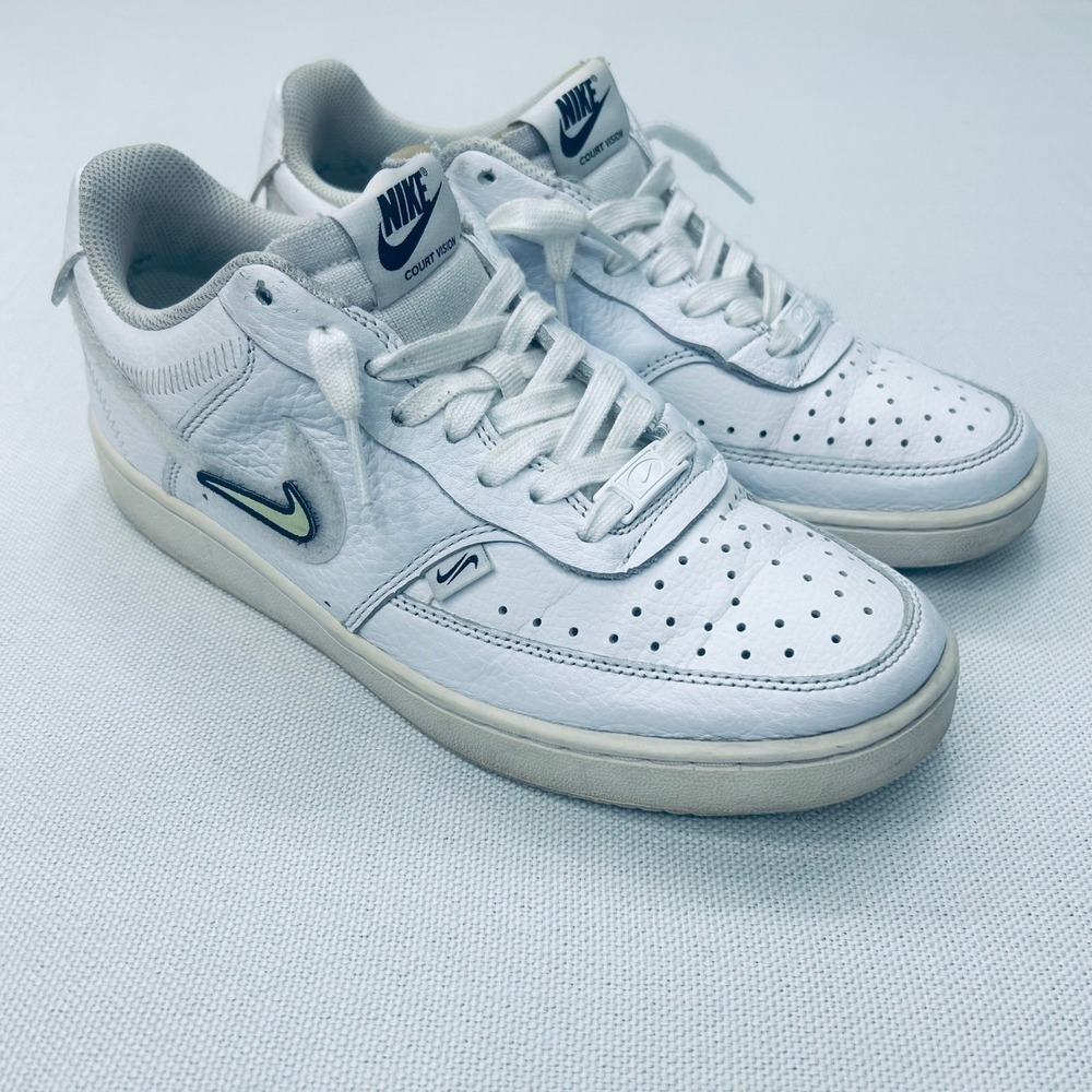Nike‎ Court Vision Low Sneakers Womens 8.5 White Leather Athletic Shoes Retro
